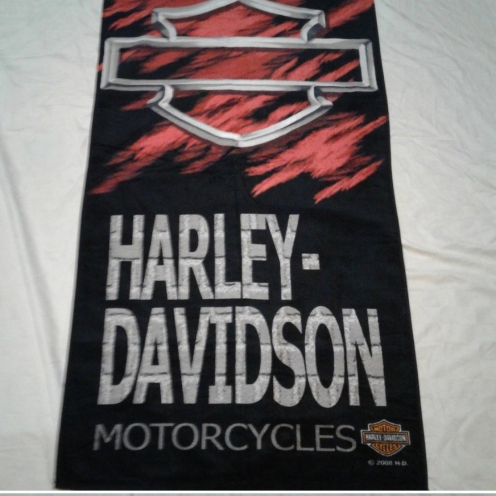 Harley Davidson Beach Towel - red/black bar and shield